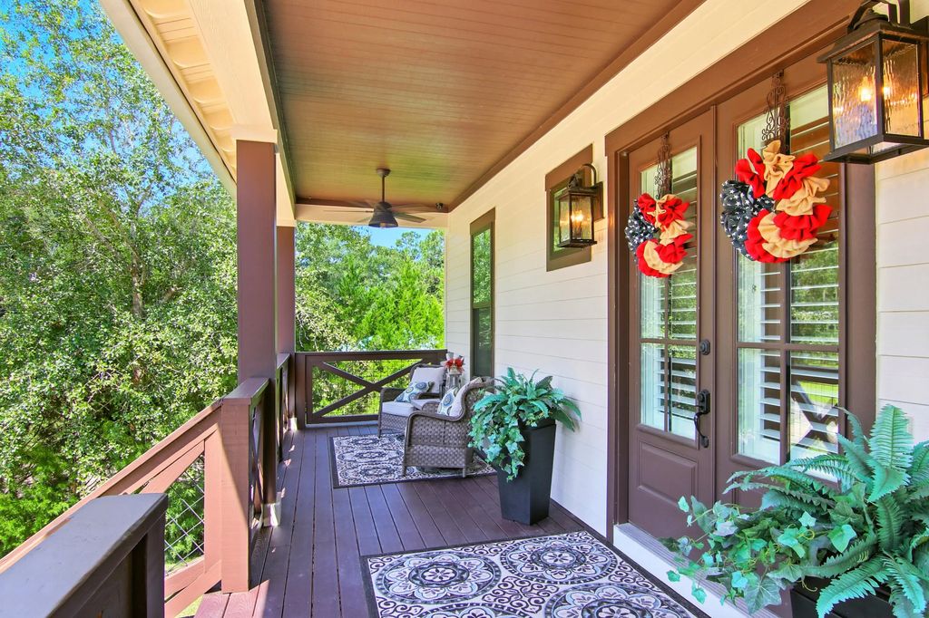 9 of 68 - 400 Pitts Bayshore Drive, Freeport, FL