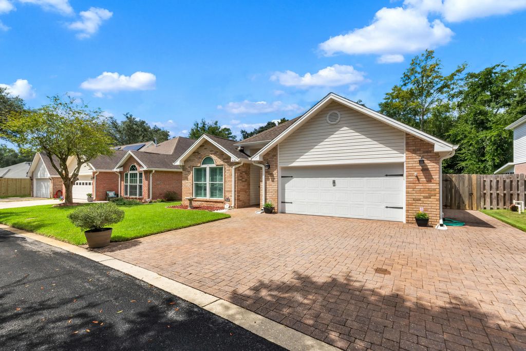 4180 White Tail Circle, Niceville