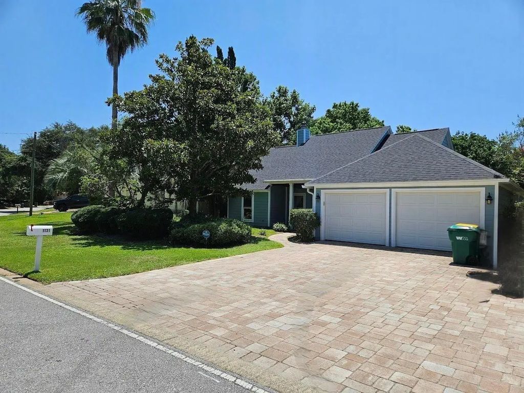 1131 Bay, Destin