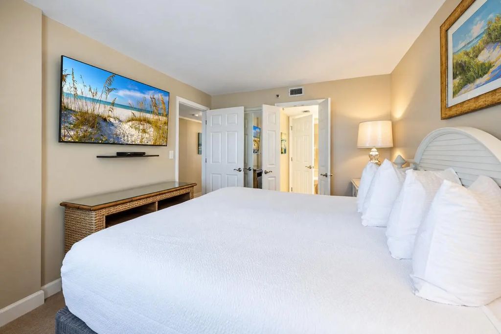 13 of 27 - 1040 E Highway 98 1004, Destin, FL