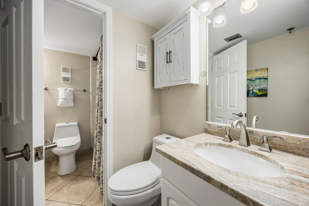 14 of 27 - 1040 E Highway 98 1004, Destin, FL