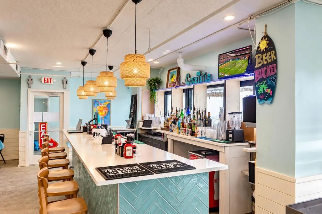 22 of 27 - 1040 E Highway 98 1004, Destin, FL
