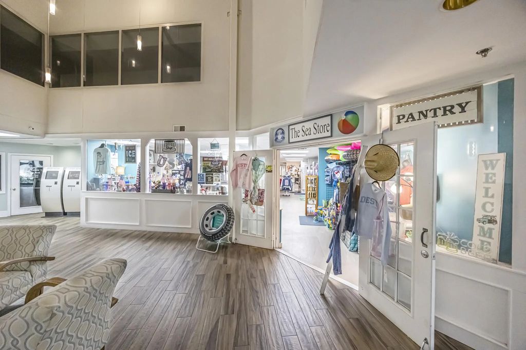 23 of 27 - 1040 E Highway 98 1004, Destin, FL