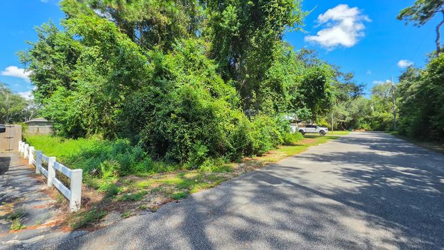 Photo of Listing #1011530