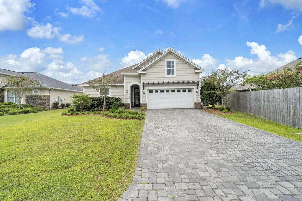 1186 Eisenhower Circle, Lynn Haven
