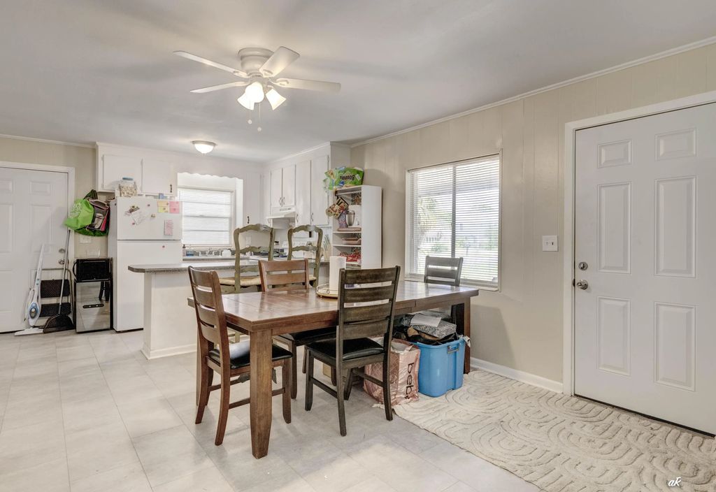 5 of 29 - 5725 Sunset Avenue, Panama City Beach, FL