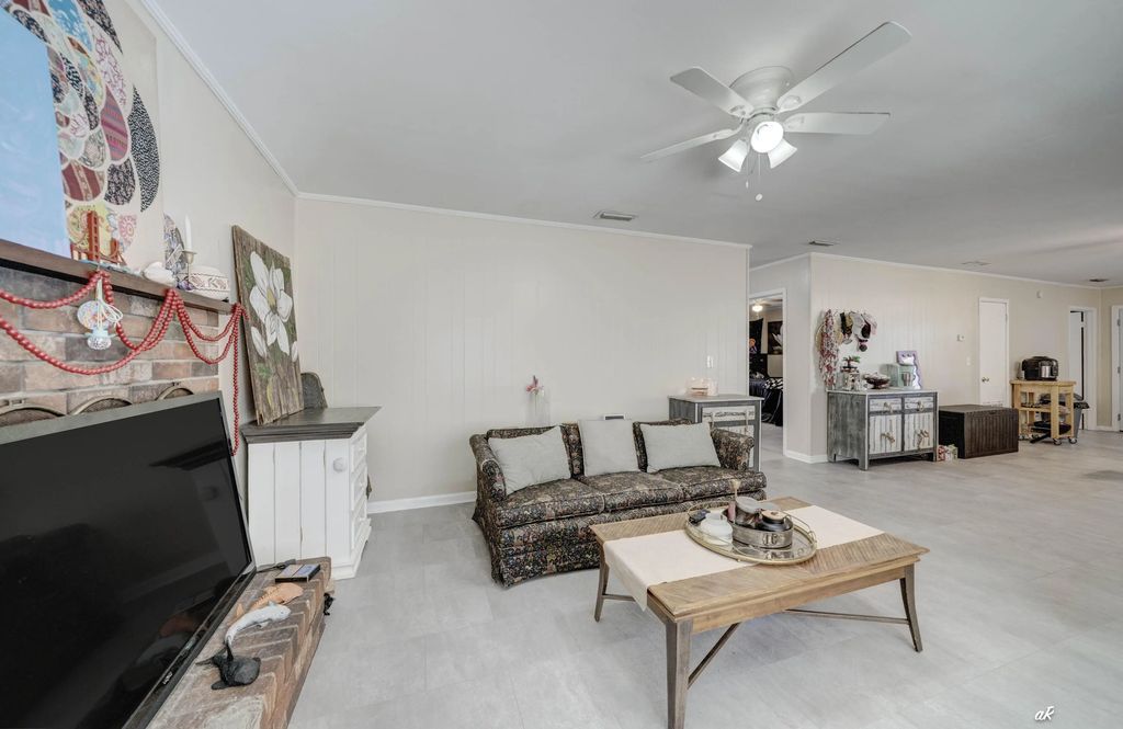 7 of 29 - 5725 Sunset Avenue, Panama City Beach, FL