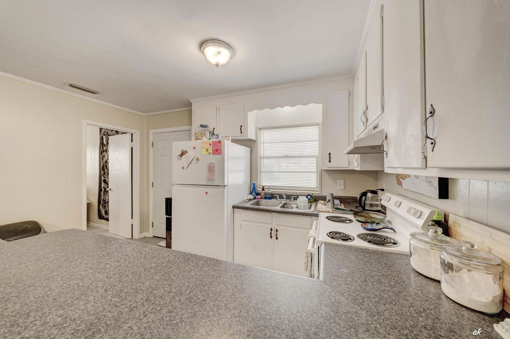 9 of 29 - 5725 Sunset Avenue, Panama City Beach, FL