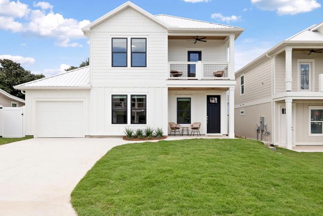 306 Rose Lane, West Panama City Beach.