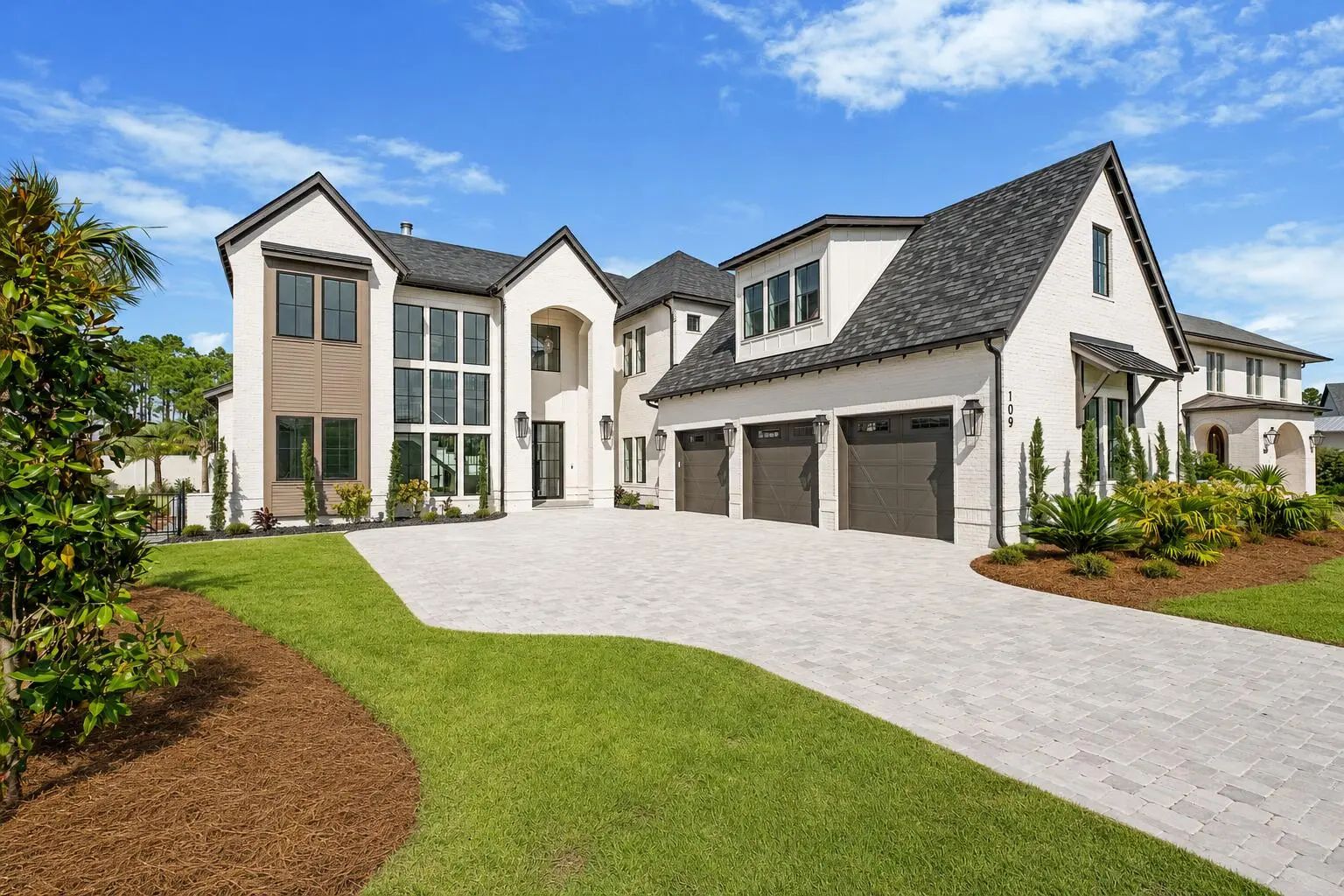 Photo of Listing #1011323