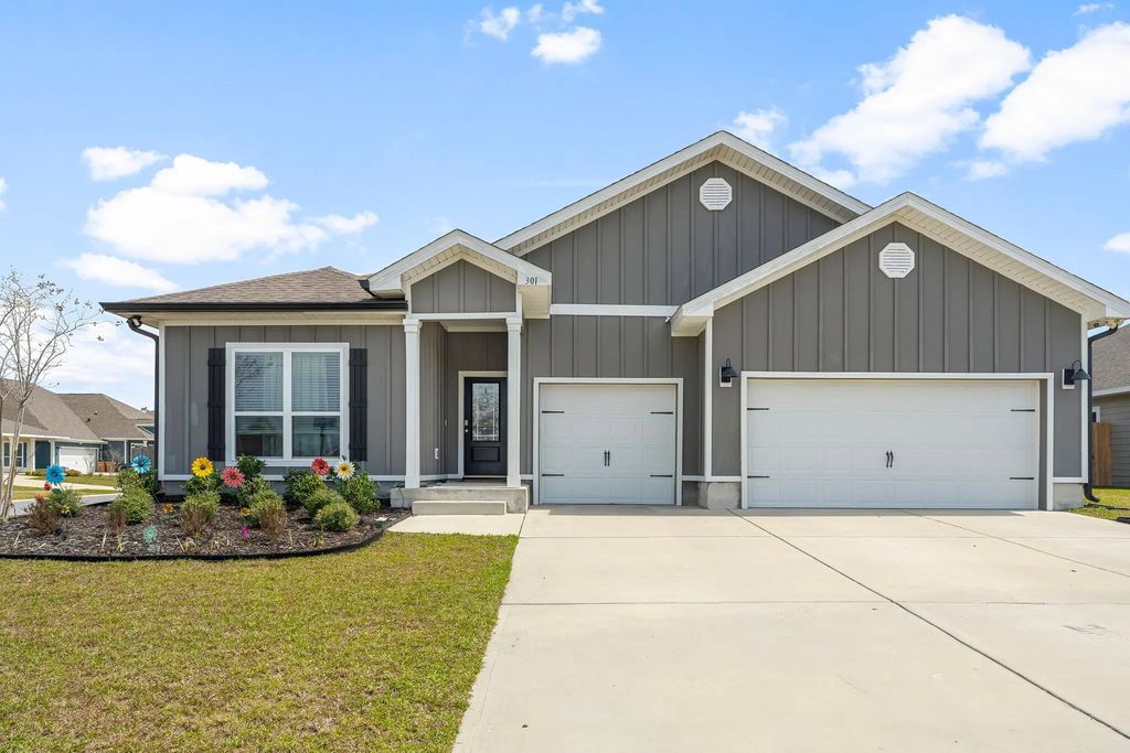 301 Allie Way, Panama City
