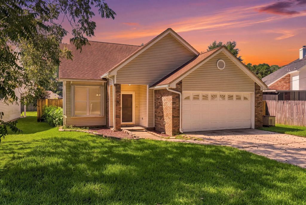 104 Northern Pine Road, Fort Walton Beach