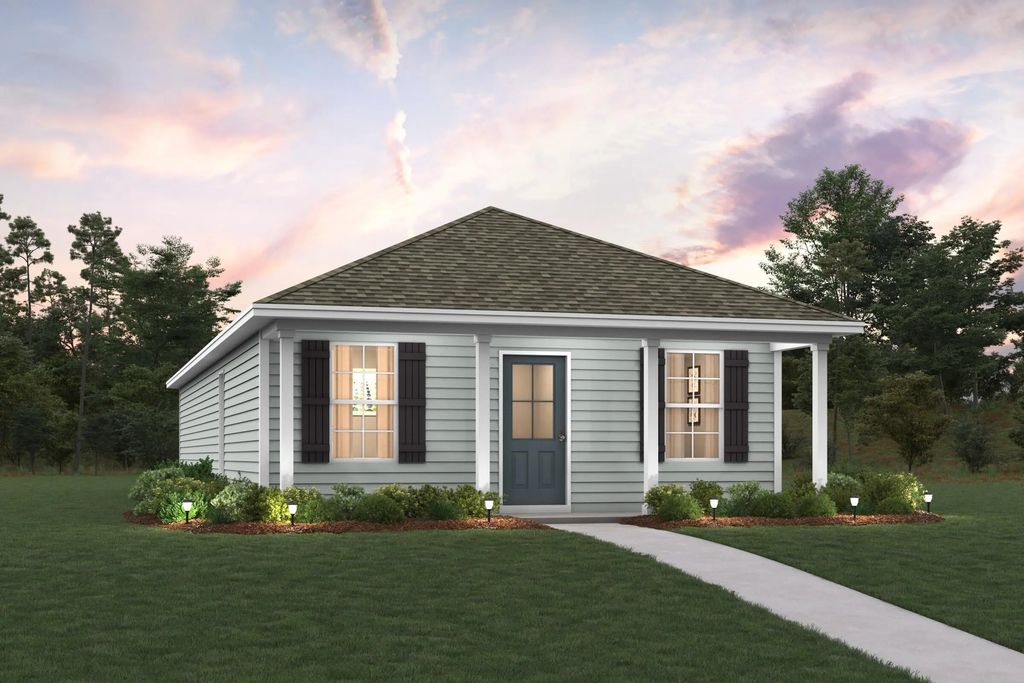 3885 Airmont Drive, Chipley