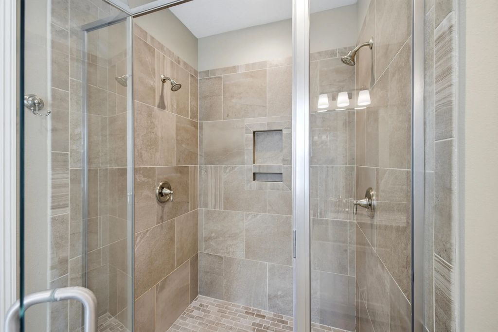 27 of 74 - 19 Laurel Oaks Drive, Freeport, FL