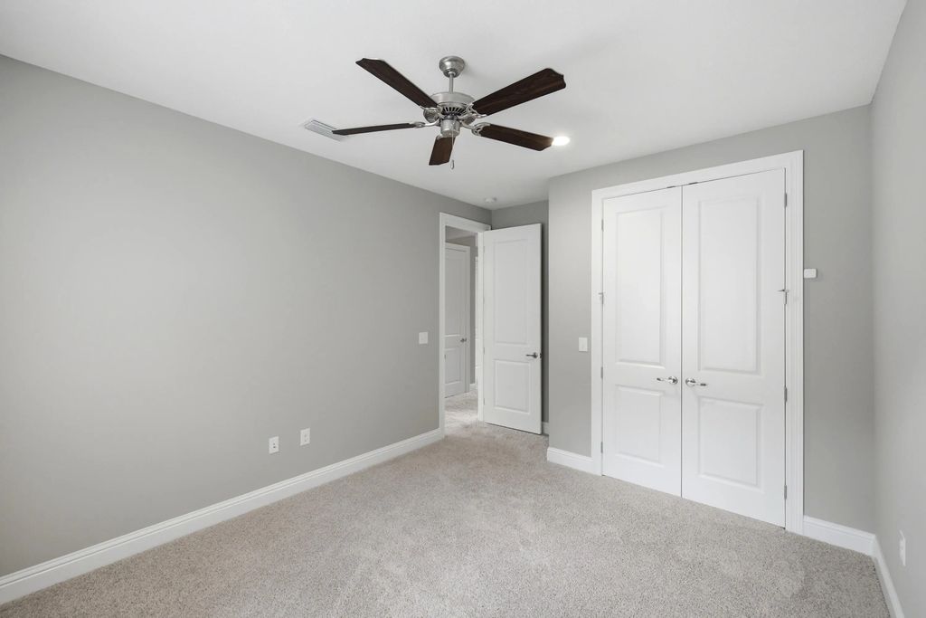 41 of 74 - 19 Laurel Oaks Drive, Freeport, FL