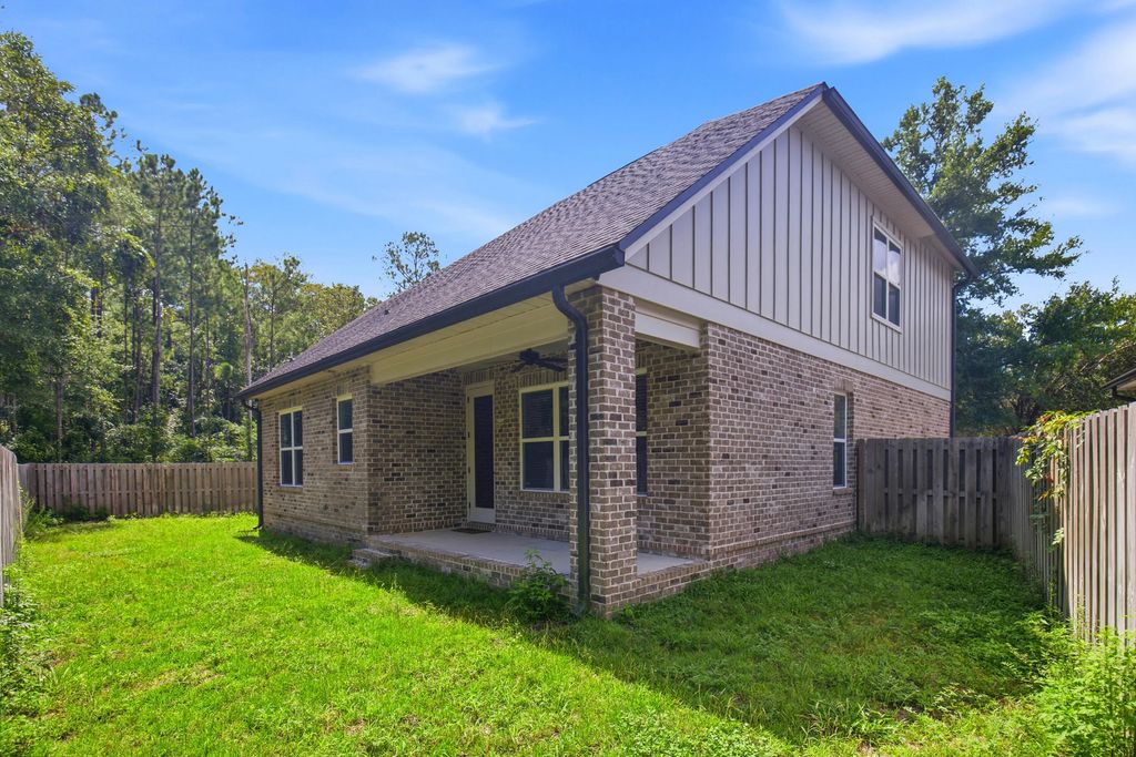 61 of 74 - 19 Laurel Oaks Drive, Freeport, FL