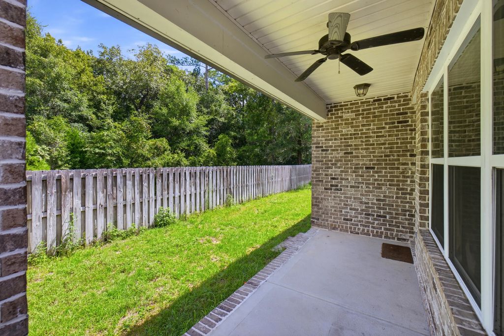 63 of 74 - 19 Laurel Oaks Drive, Freeport, FL