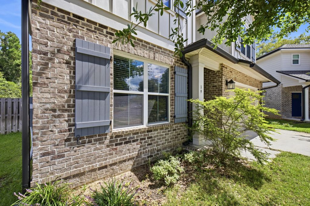 68 of 74 - 19 Laurel Oaks Drive, Freeport, FL