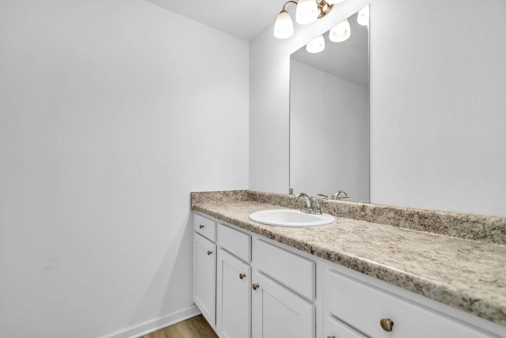 21 of 38 - 30 Sandywoods Court, Freeport, FL
