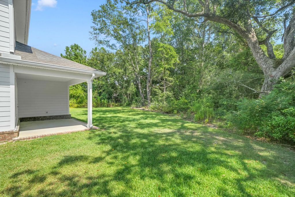 35 of 38 - 30 Sandywoods Court, Freeport, FL