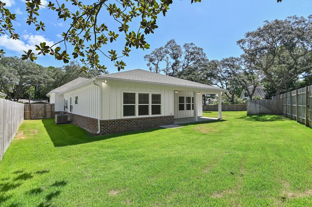 16 of 36 - 610 Fifth Street, Destin, FL
