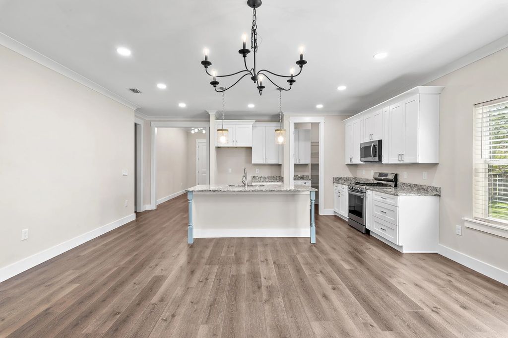 5 of 36 - 610 Fifth Street, Destin, FL