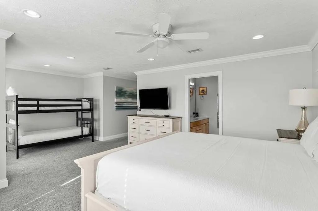 22 of 43 - 7824 Thomas Drive, Panama City Beach, FL