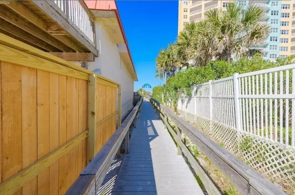 39 of 43 - 7824 Thomas Drive, Panama City Beach, FL