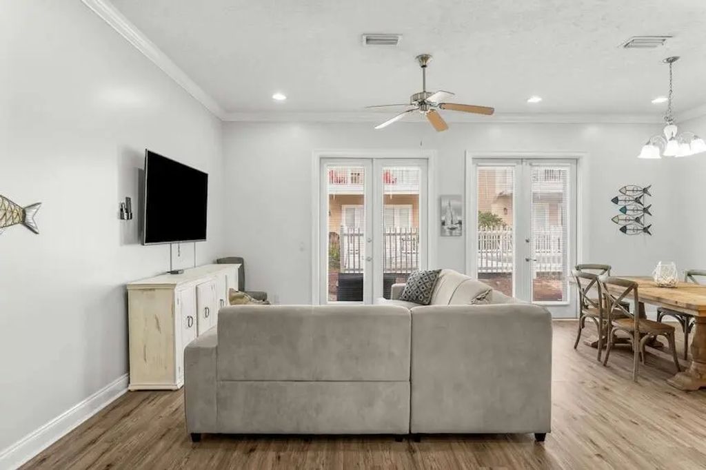 5 of 43 - 7824 Thomas Drive, Panama City Beach, FL