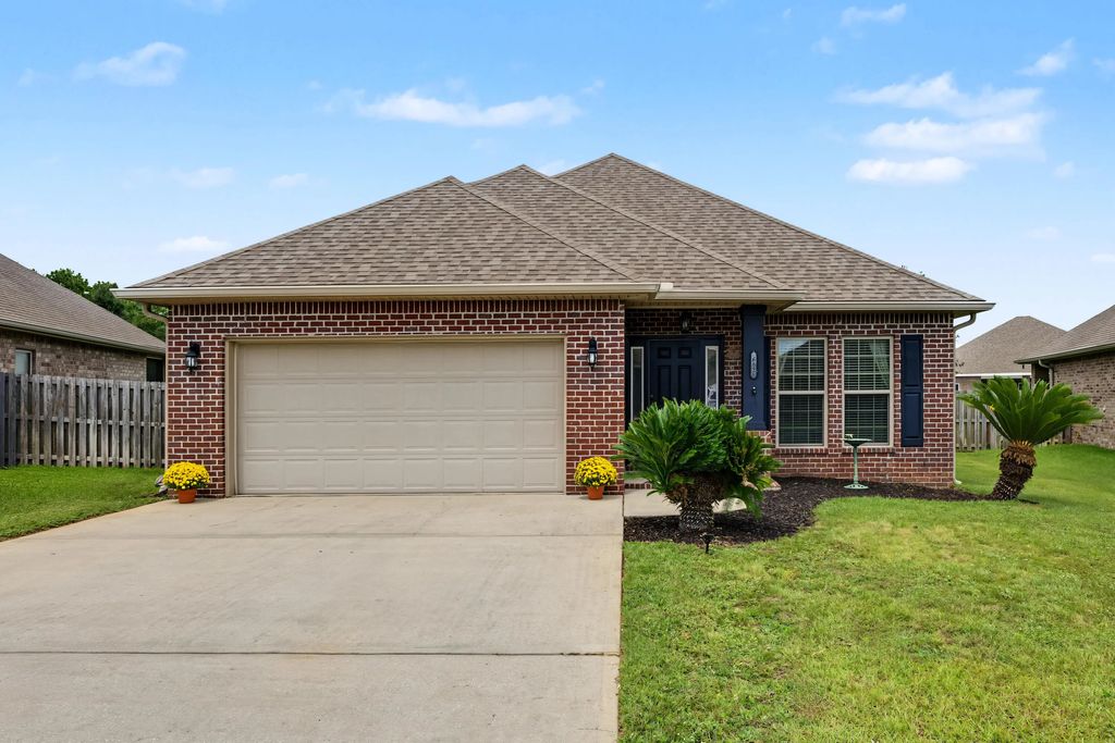 652 Teal Street, Crestview