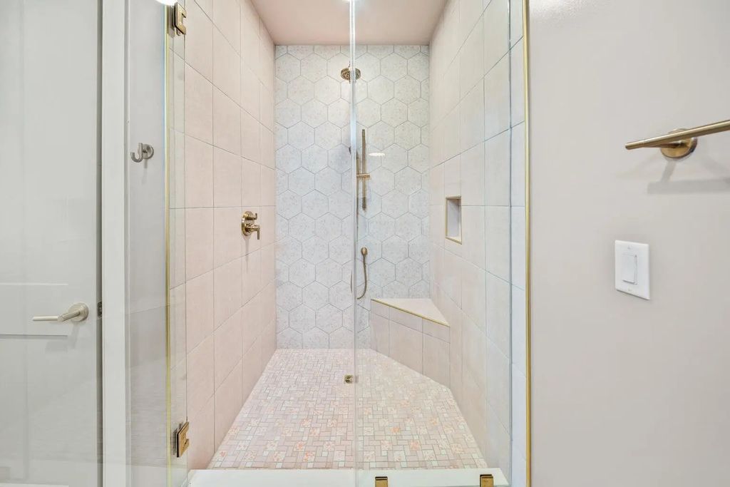 29 of 75 - 21524 Front Beach Road, Panama City Beach, FL
