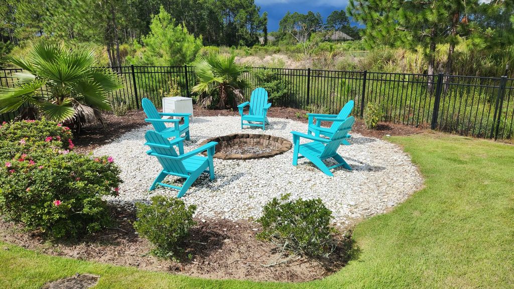 21 of 48 - 513 W Club House Drive, Freeport, FL