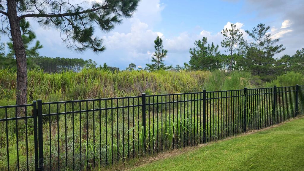 23 of 48 - 513 W Club House Drive, Freeport, FL