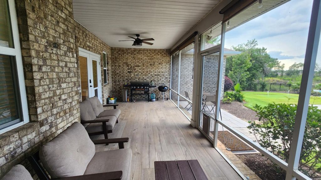 26 of 48 - 513 W Club House Drive, Freeport, FL