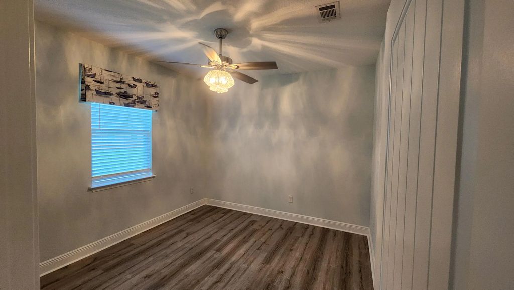 37 of 48 - 513 W Club House Drive, Freeport, FL