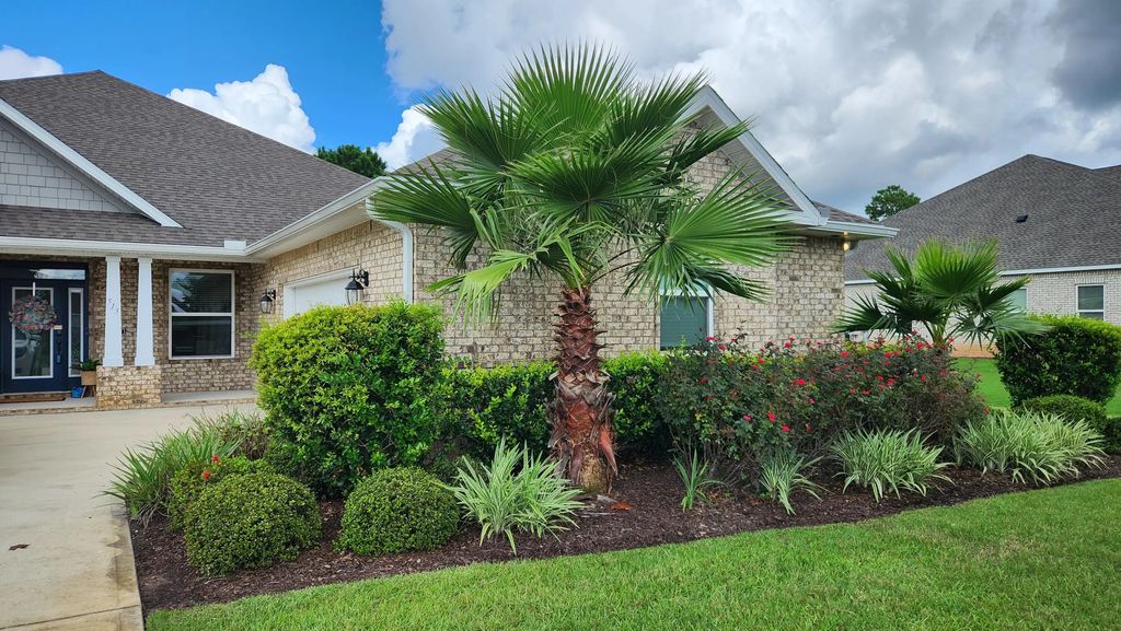 4 of 48 - 513 W Club House Drive, Freeport, FL