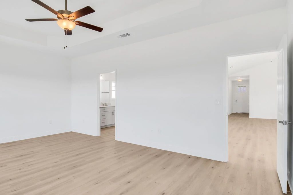 9 of 12 - 150 Riverwalk Circle Lot 35, Freeport, FL