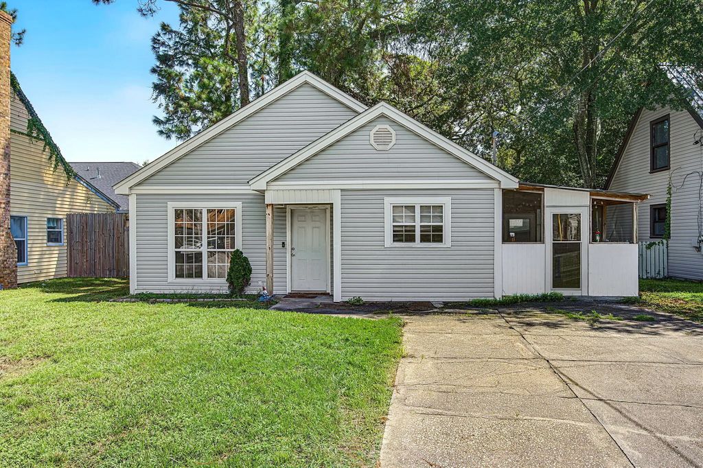 627 Lloyd Street, Fort Walton Beach