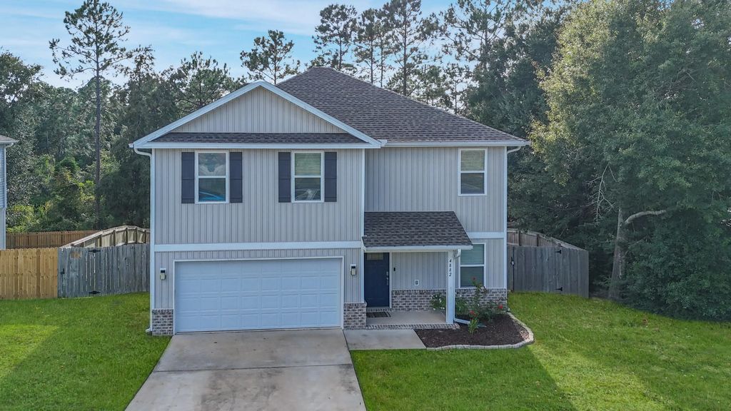 4882 Kensington Lane, Crestview