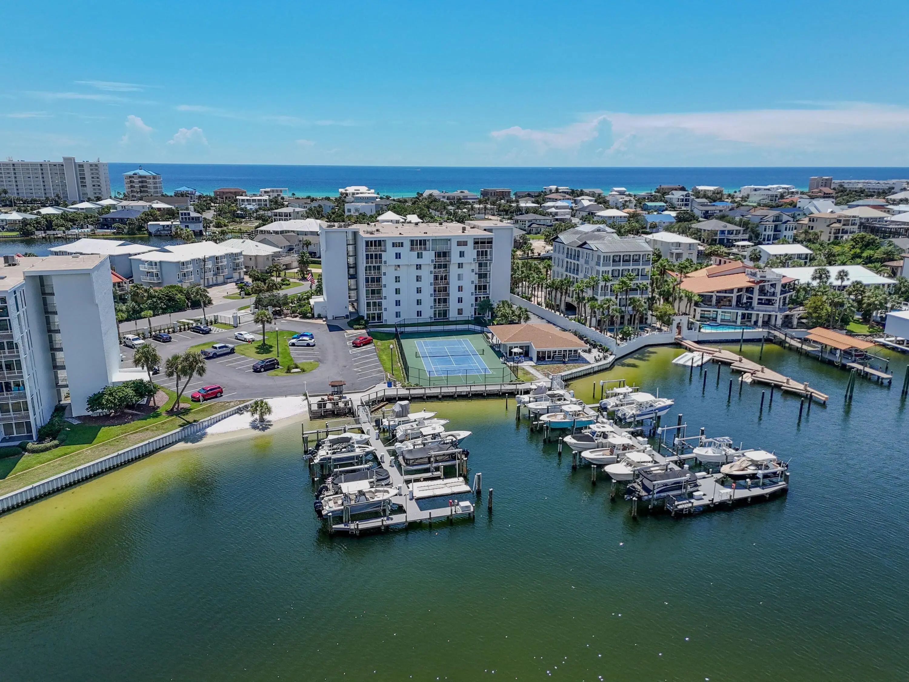 Photo of Listing #1011572