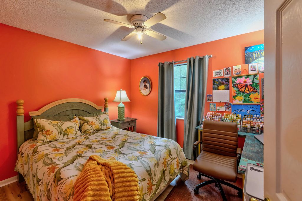 19 of 42 - 11 W Bayou Forest Drive, Freeport, FL