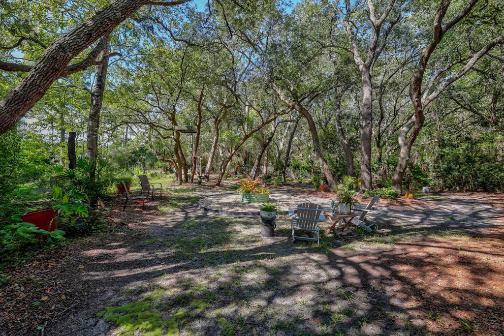 26 of 42 - 11 W Bayou Forest Drive, Freeport, FL