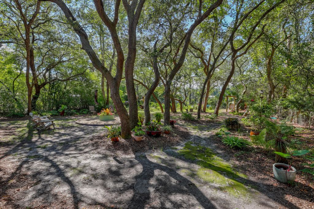 30 of 42 - 11 W Bayou Forest Drive, Freeport, FL