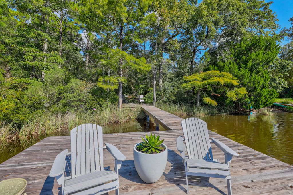 36 of 42 - 11 W Bayou Forest Drive, Freeport, FL