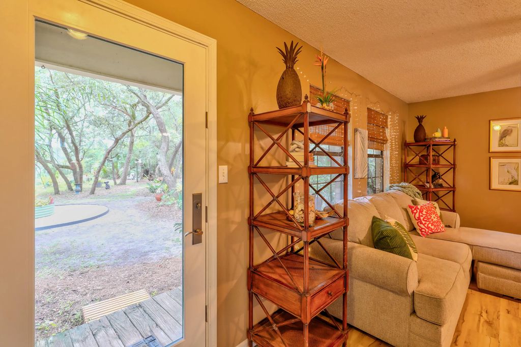 4 of 42 - 11 W Bayou Forest Drive, Freeport, FL