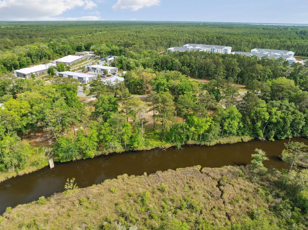 7 of 34 - 193 Ramsey Branch Road, Freeport, FL