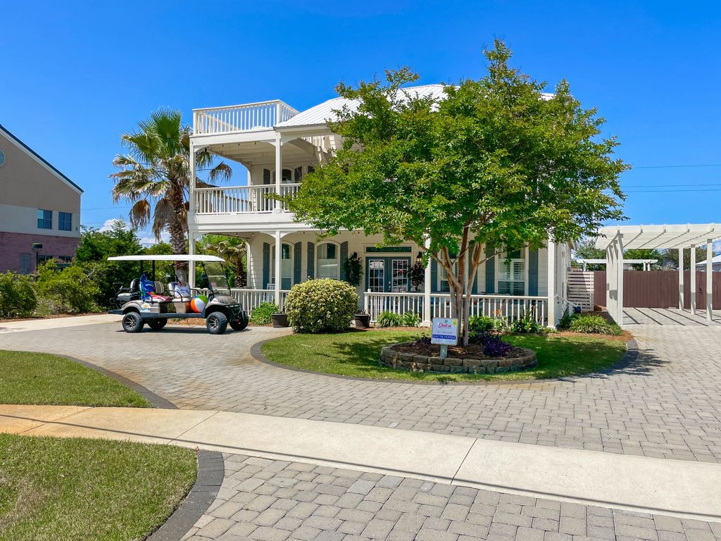 4421 Luke Avenue, Destin