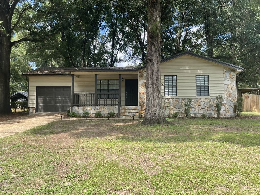129 Jeff Drive, Crestview