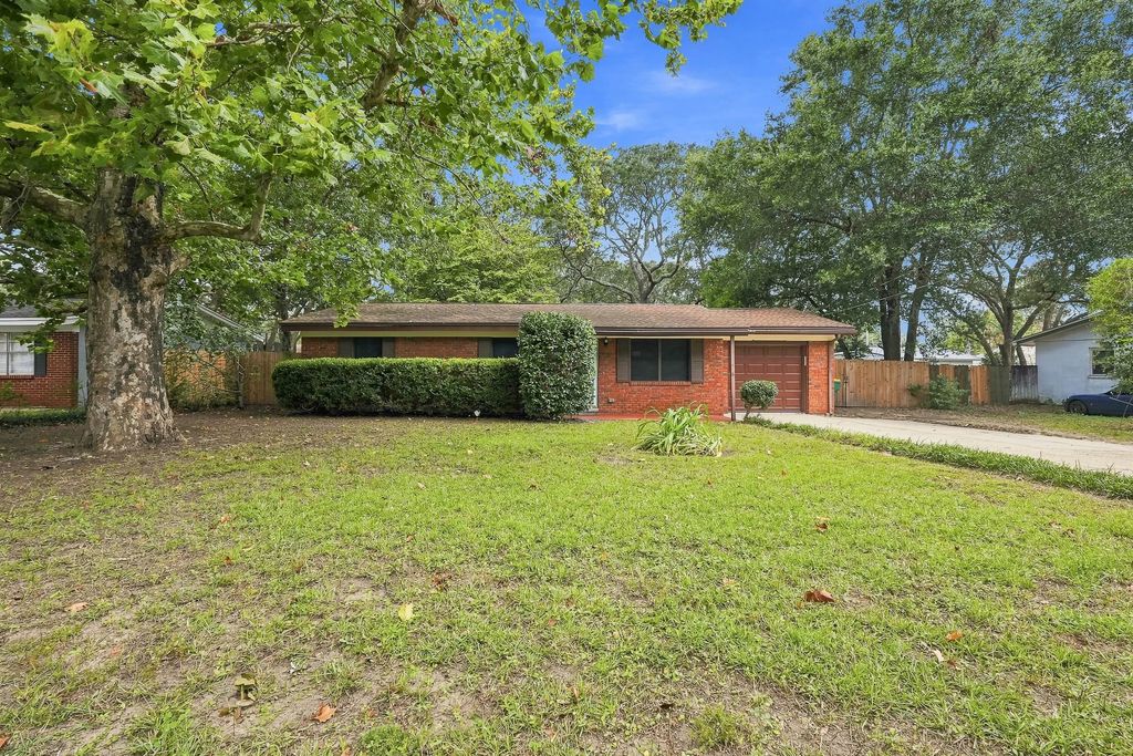 53 Junior Drive, Shalimar