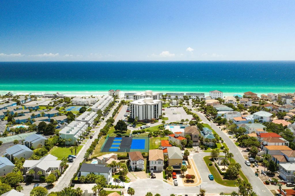 64 of 70 - 4768 Calatrava Court, Destin, FL